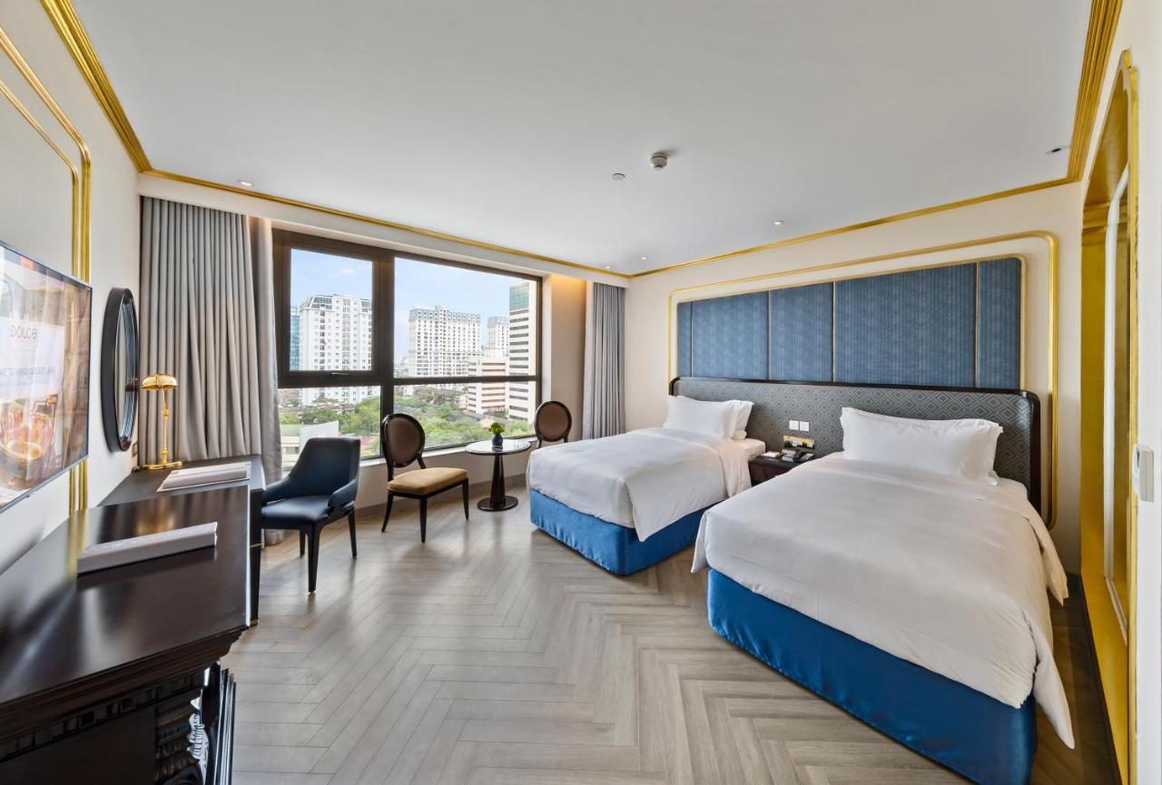 Dolce By Wyndham Golden Khách sạn