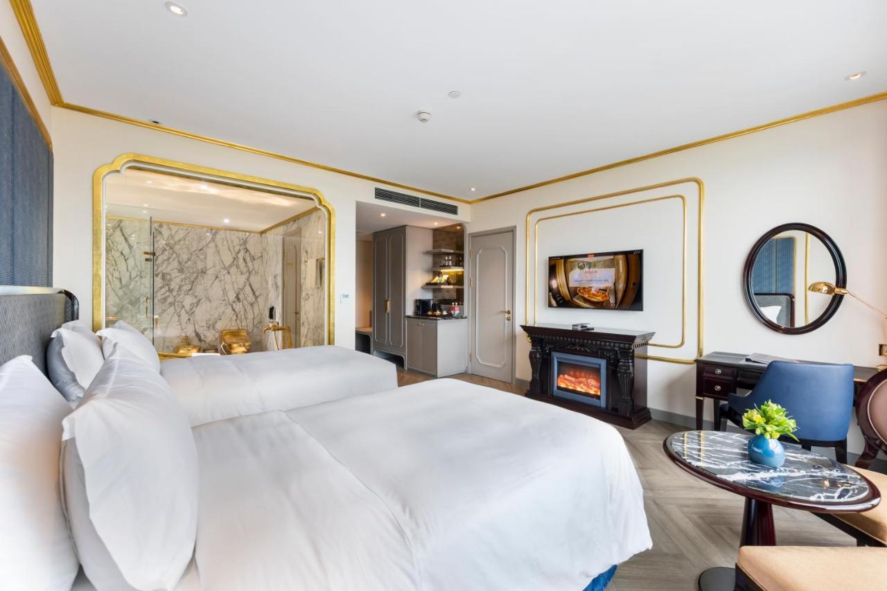 Dolce By Wyndham Golden Khách sạn 5*