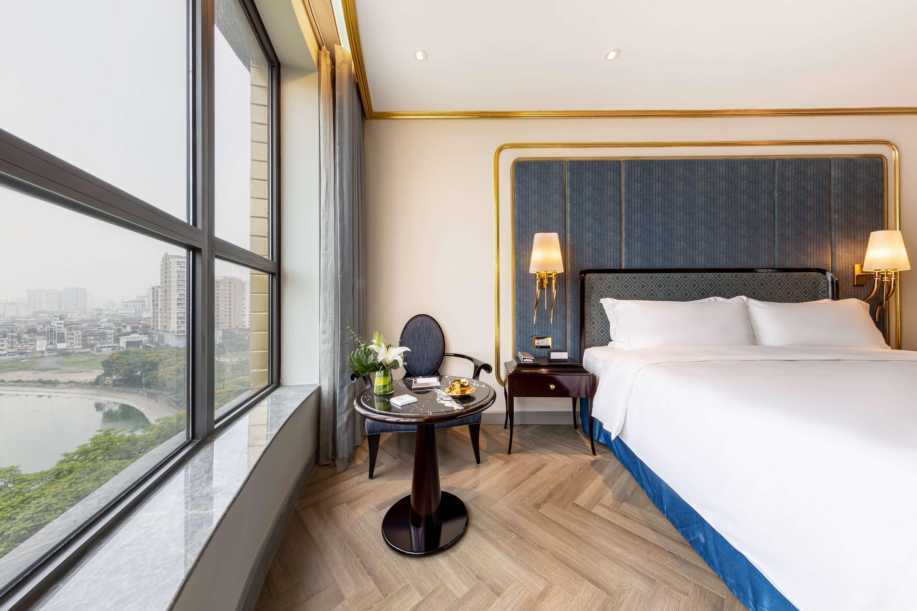 Dolce By Wyndham Golden Khách sạn Hà Nội