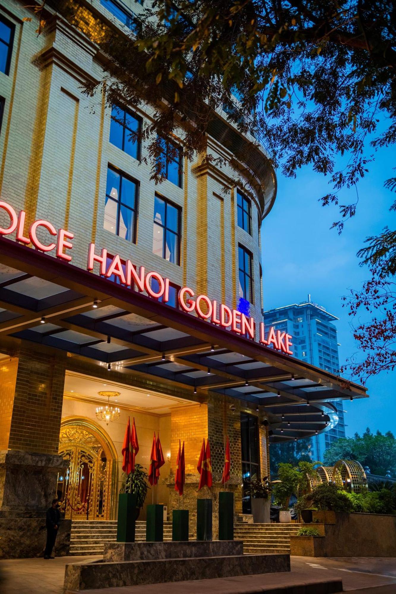 Dolce By Wyndham Golden Khách sạn 5*